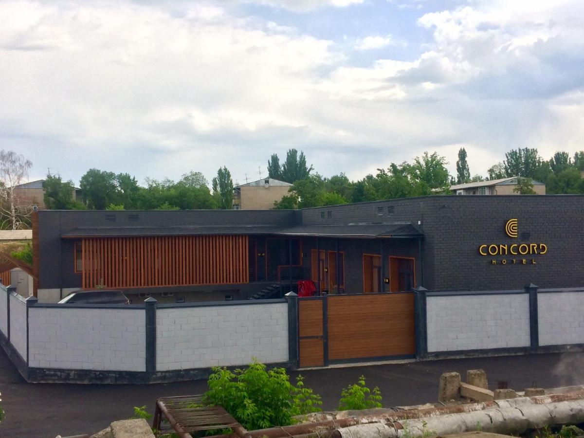 Concord Hotel Bishkek Esterno foto